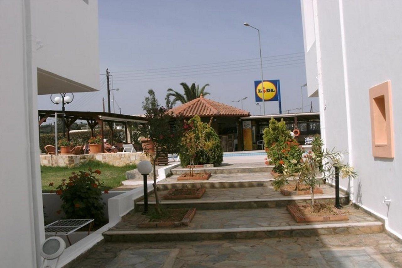 Ifigenia Apartments Hersonissos  Exteriör bild