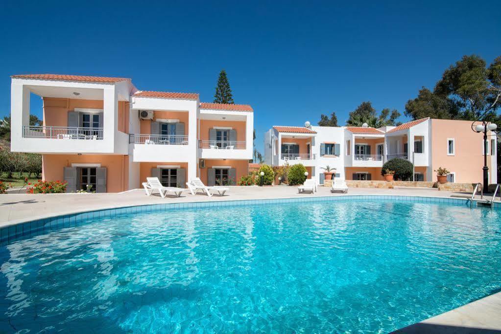 Ifigenia Apartments Hersonissos  Exteriör bild