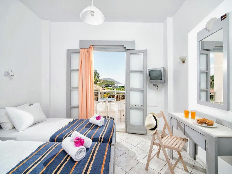 Ifigenia Apartments Hersonissos  Exteriör bild